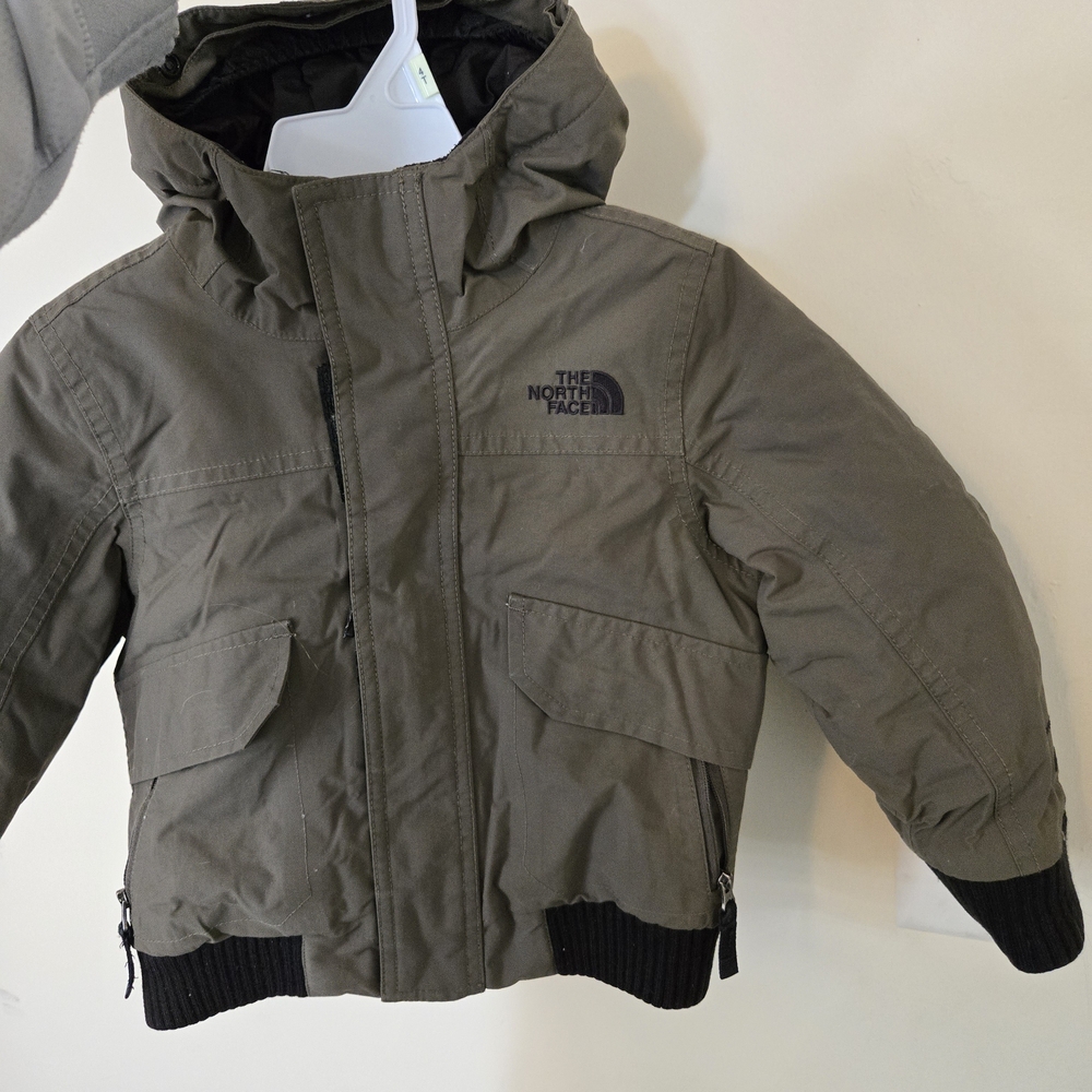 The North Face Kids Puffer Jacket in Olive Green